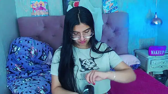 laurenelove online show from 10/25/25, 03:25