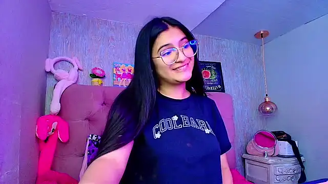 laurenelove online show from 12/19/25, 03:24