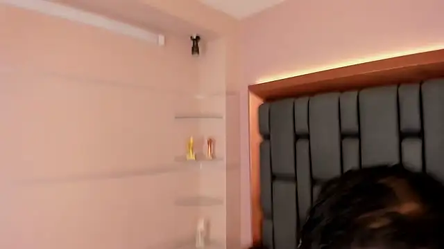 LisaMendez online show from 09/25/25, 03:43