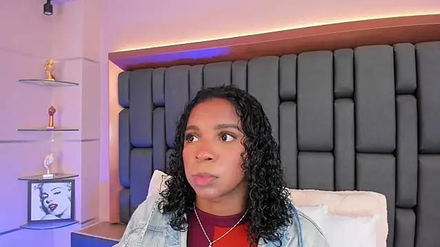 LisaMendez online show from 10/09/25, 04:10