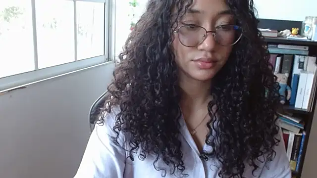 clitia xx online show from 02/05/26, 07:51