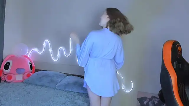 LaraKrein lk online show from 02/01/26, 06:17