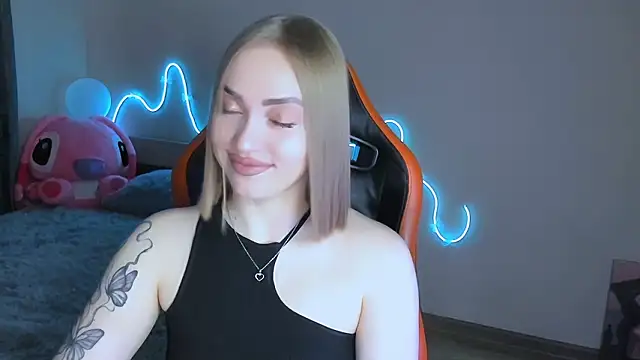 LaraKrein lk online show from 02/23/26, 01:30