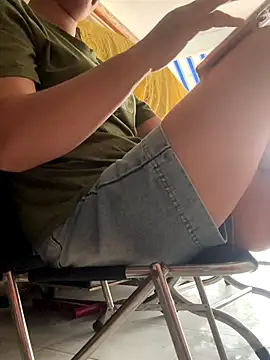 sharon-Hanna online show from 11/12/25, 02:12