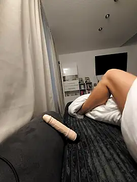 SexyJulia21 online show from 04/20/26, 08:06