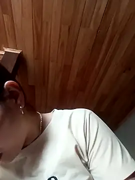 Bianly online show from 10/23/25, 06:02