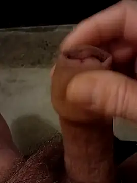 69dagosto online show from 12/16/25, 04:28