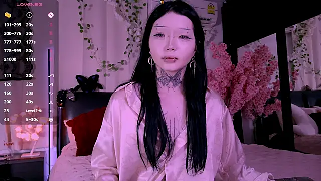 Lein Bone online show from 11/10/25, 12:20