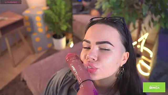 bllowwoww online show from 11/30/25, 08:18