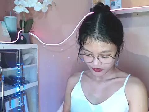 skinny gracie online show from 11/16/25, 03:06