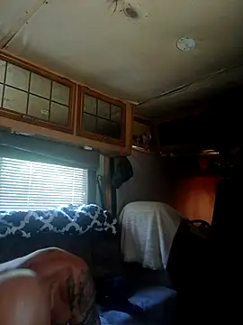 ShawnandDani7074 online show from 06/21/26, 05:37