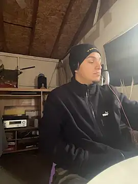 Snapshot of Shankortiz chatting on 02/12/26, 04:35 Shankortiz online show from 02/12/26, 04:35