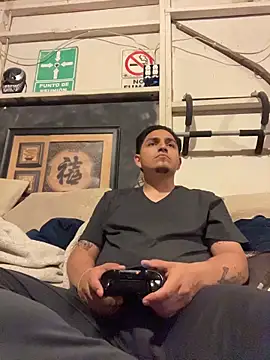 Snapshot of Shankortiz chatting on 02/13/26, 05:03 Shankortiz online show from 02/13/26, 05:03