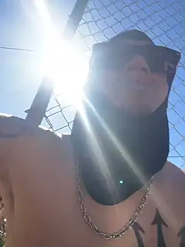 Snapshot of Shankortiz chatting on 02/27/26, 05:35 Shankortiz online show from 02/27/26, 05:35