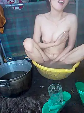 Snapshot of DauTay_hot chatting on 09/18/25, 01:18 DauTay hot online show from 09/18/25, 01:18