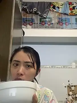 Minee1202 online show from 10/05/25, 09:07