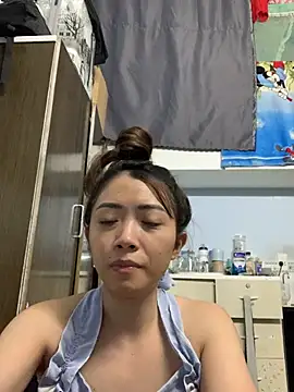 Snapshot of Minee1202 chatting on 05/04/26, 01:12 Minee1202 online show from 05/04/26, 01:12