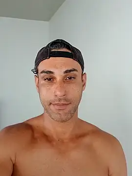 Snapshot of vouserseudono chatting on 02/13/26, 11:06 vouserseudono online show from 02/13/26, 11:06