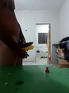 vouserseudono online show from 03/05/26, 08:49