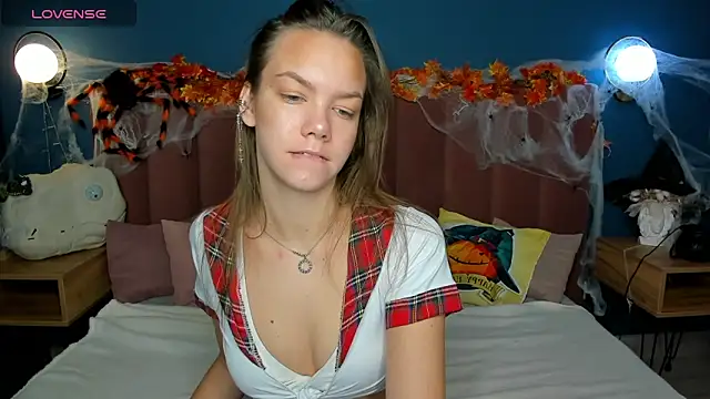 Vickie Smith online show from 10/29/25, 01:30