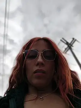 Snapshot of Alis_xxx chatting on 06/12/26, 10:41 Alis xxx online show from 06/12/26, 10:41