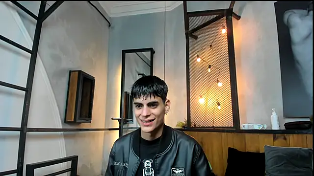 Dani mc1 online show from 11/21/25, 11:31