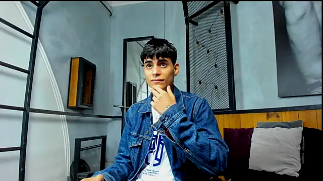 Dani mc1 online show from 11/30/25, 11:58