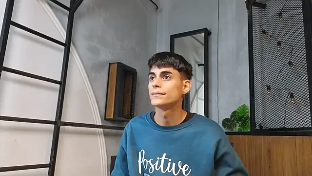 Dani mc1 online show from 12/14/25, 11:48