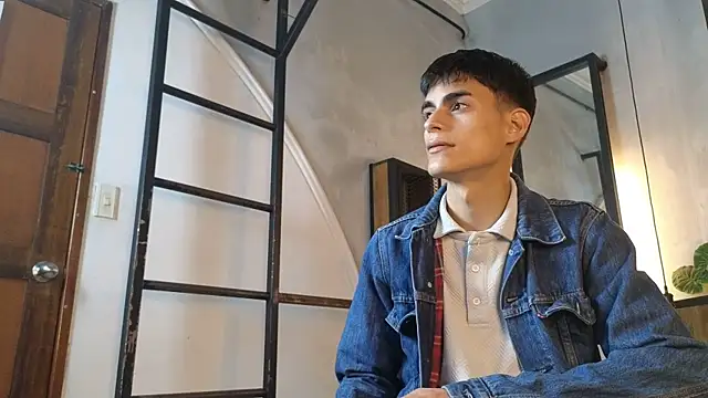 Dani mc1 online show from 12/16/25, 11:26