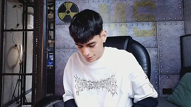 Dani mc1 online show from 01/11/26, 07:41