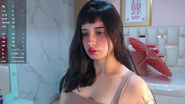 allyssa bellini s online show from 11/06/25, 08:21