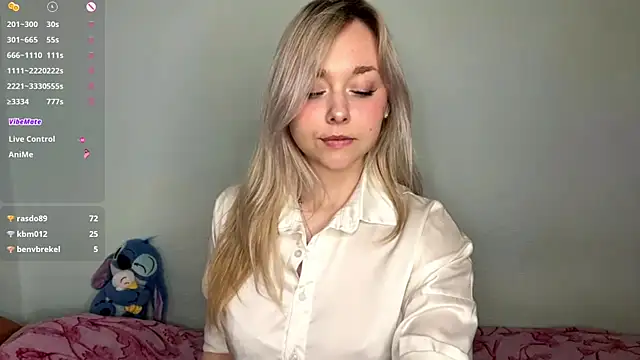 AccaCroyle online show from 04/26/26, 04:59