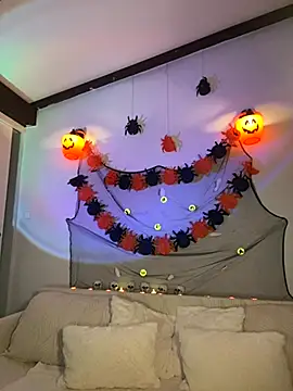 LINA ALL EYES ON YOU online show from 10/30/25, 09:48