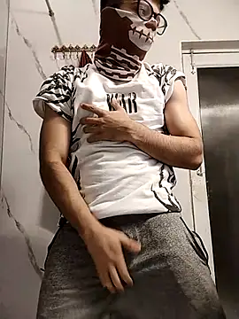 mrmasseur06 online show from 03/30/26, 06:42