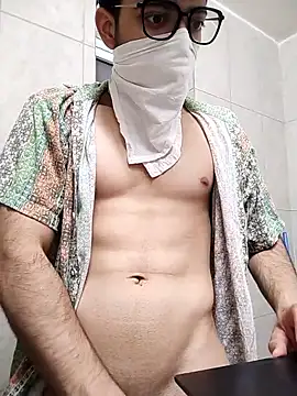 Snapshot of mrmasseur06 chatting on 05/25/26, 06:58 mrmasseur06 online show from 05/25/26, 06:58