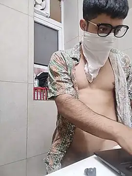 Snapshot of mrmasseur06 chatting on 06/29/26, 06:52 mrmasseur06 online show from 06/29/26, 06:52