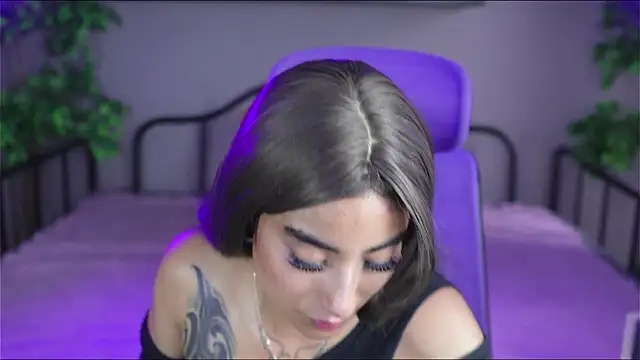 Emma and Issac online show from 02/05/26, 08:13