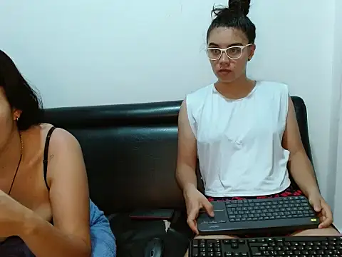 Arieeel 09 online show from 11/07/25, 02:17