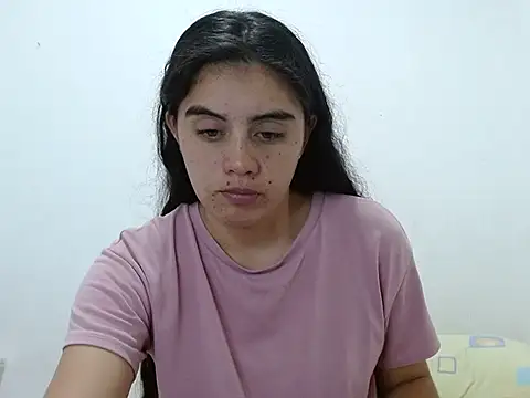 Snapshot of Arieeel_09 chatting on 02/18/26, 05:09 Arieeel 09 online show from 02/18/26, 05:09