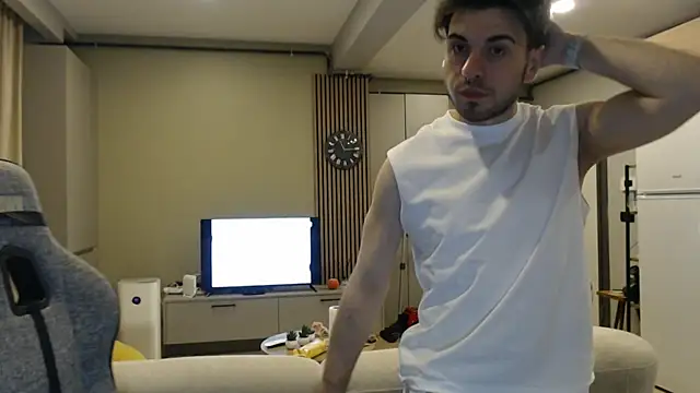 toyboytlg online show from 04/20/26, 09:27