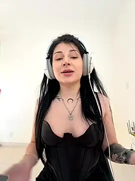 Snapshot of Privad_ravenna chatting on 09/19/25, 08:20 Privad ravenna online show from 09/19/25, 08:20