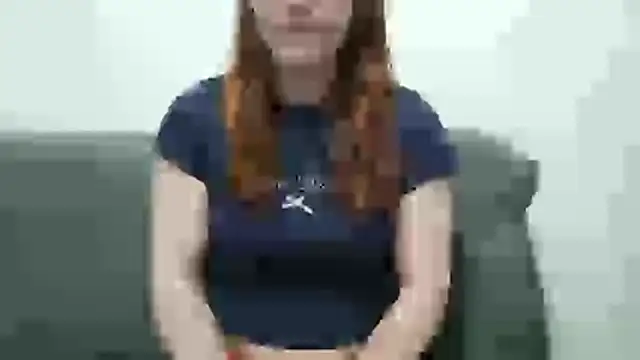 Clarahotgirl24 online show from 05/01/26, 07:29