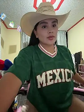 laure torres online show from 06/25/26, 01:05