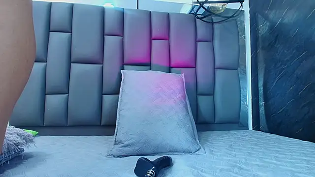 Roxana gomez online show from 01/10/26, 03:19