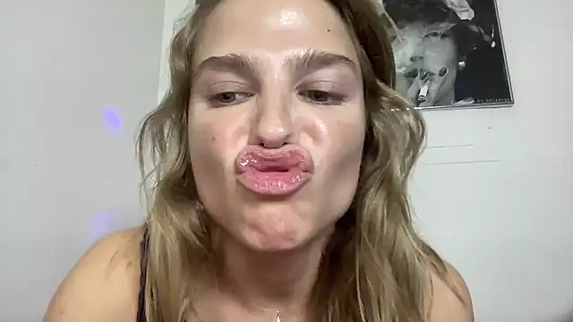 sweetceeme online show from 06/16/26, 01:19