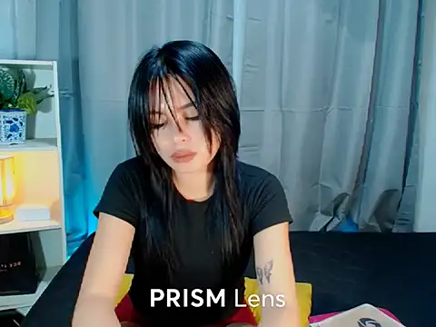 Urasian ladybug online show from 09/19/25, 05:42