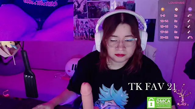 Pink girl0n online show from 04/24/26, 02:25