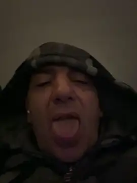 Snapshot of BULLBSX chatting on 04/03/26, 09:02 BULLBSX online show from 04/03/26, 09:02