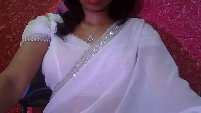 Snapshot of SONIYA_47 chatting on 04/29/26, 05:30 SONIYA 47 online show from 04/29/26, 05:30