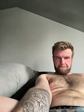 jarda94cz online show from 11/29/25, 12:08